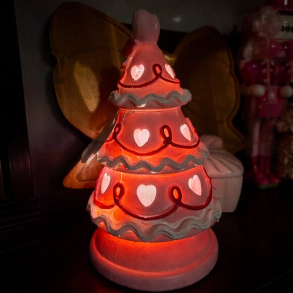 Pink Valentine Light Up Cake Tree Decor Heart Cutouts Bow Tabletop NWT